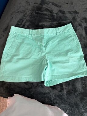 Vineyard Vines Mint Green Women's Shorts